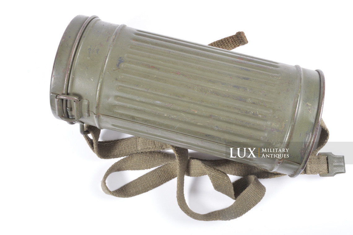 Late-war German gas mask canister, « named » - photo 8