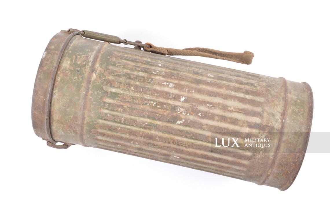 German three tone camouflage gasmask canister, « untouched / as found » - photo 10