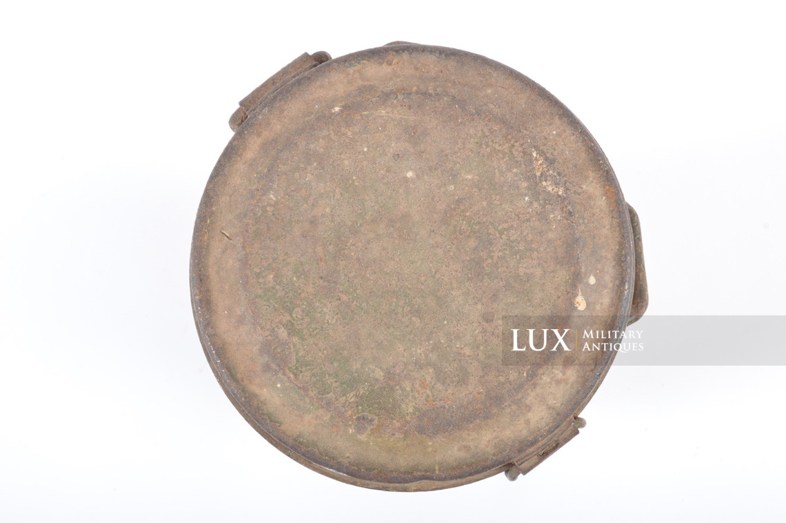 German three tone camouflage gasmask canister, « untouched / as found » - photo 11