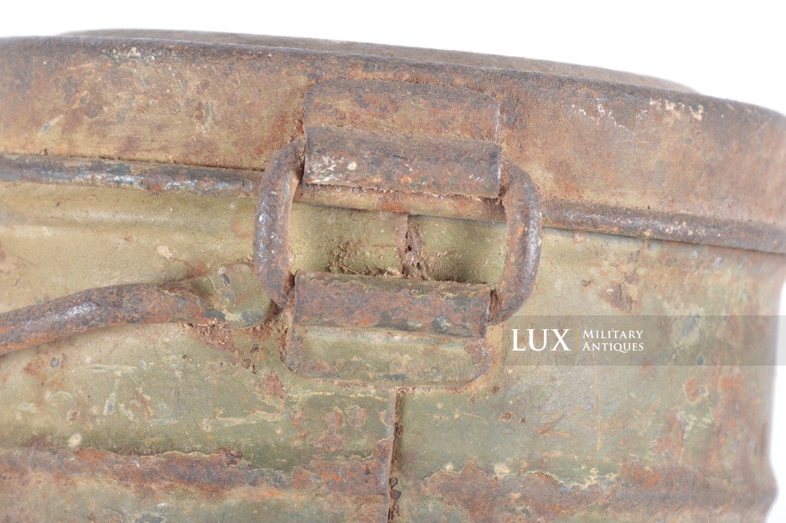 German three tone camouflage gasmask canister, « untouched / as found » - photo 15