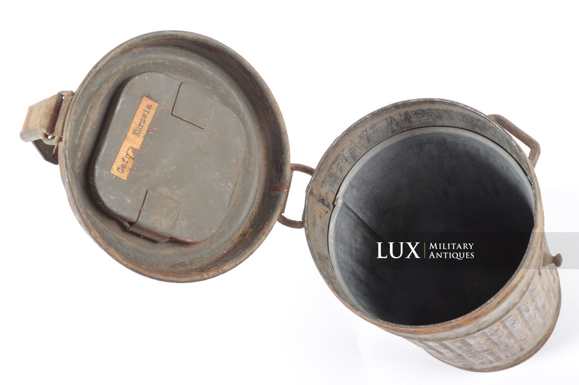 German three tone camouflage gasmask canister, « untouched / as found » - photo 26