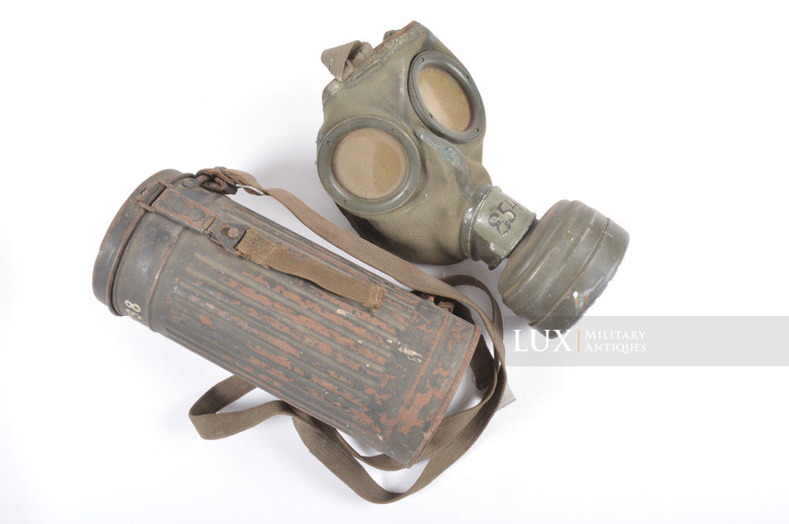 Early German gas mask canister set, «camouflaged » - photo 4