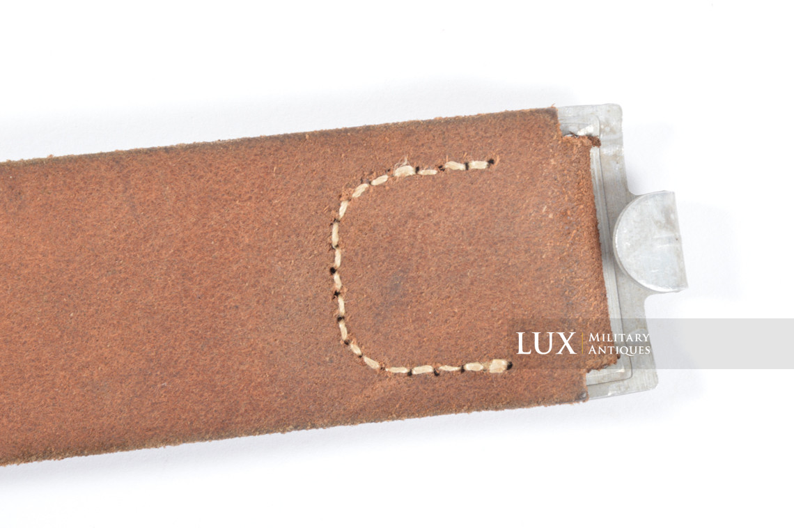 Unissued early German leather belt in natural brown leather, « LLG 1938 » - photo 7