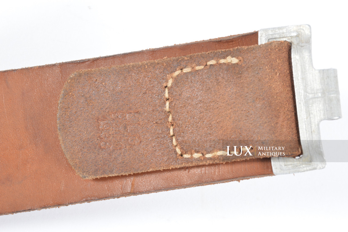 Unissued early German leather belt in natural brown leather, « LLG 1938 » - photo 8