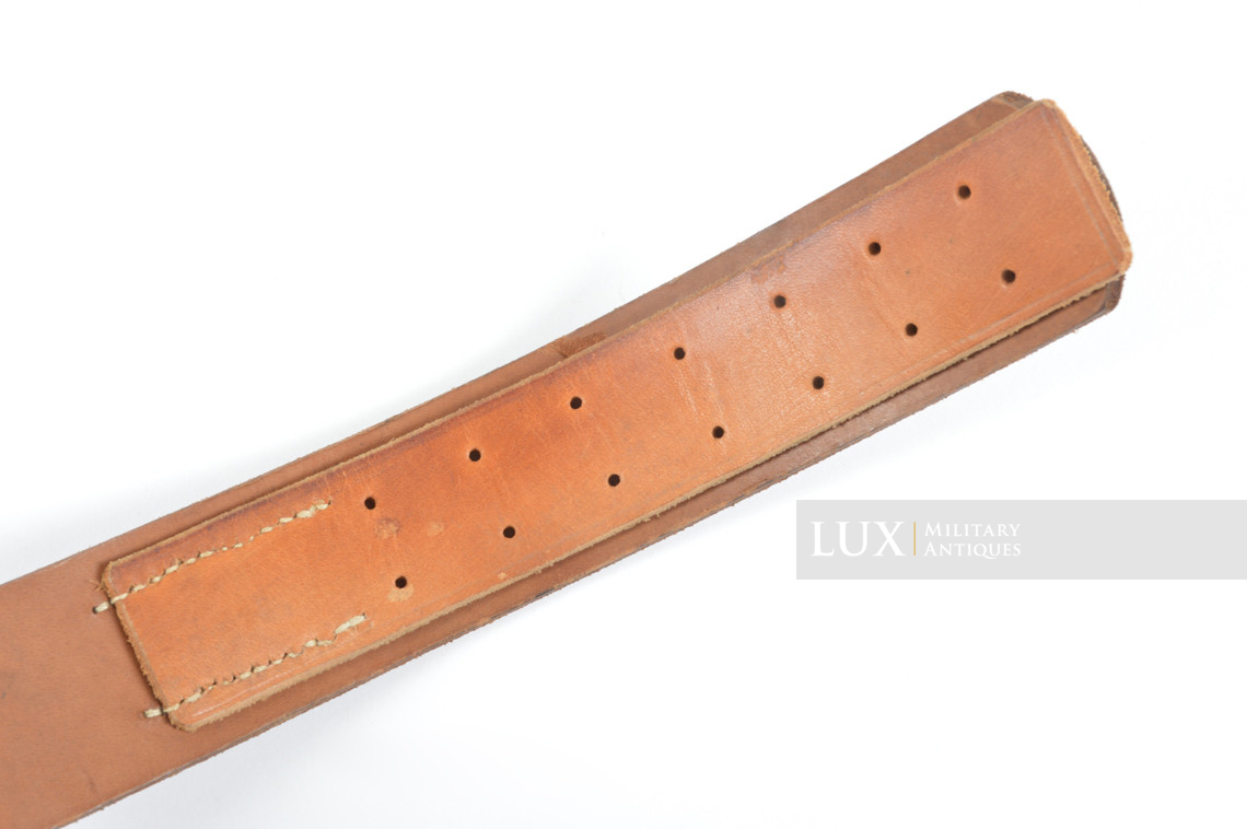 Unissued early German leather belt in natural brown leather, « LLG 1938 » - photo 12