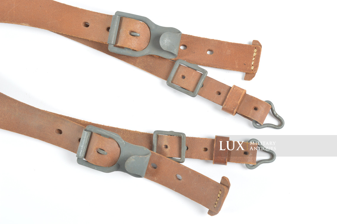Unissued German radio carrying straps - Lux Military Antiques - photo 9