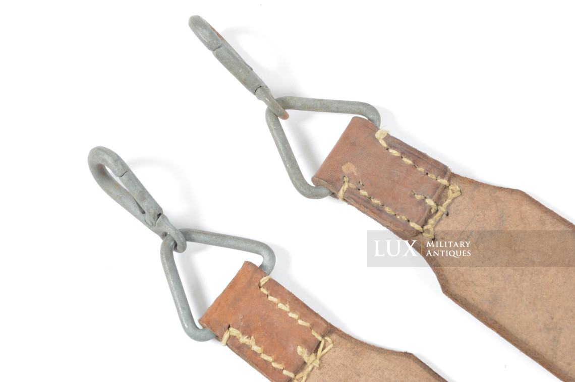 Unissued pair of German MG34/42 Lafette carrying straps - photo 12