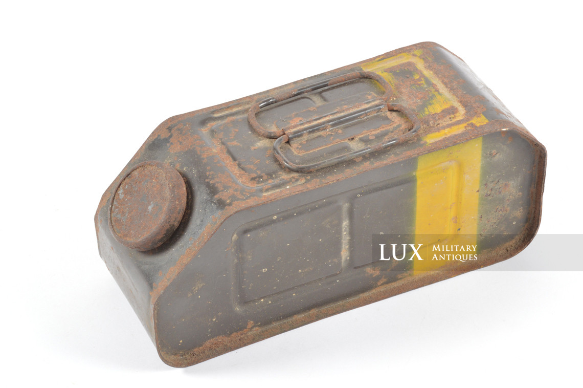 Petit jerrycan allemand d'huile de nettoyage pour MG34/42 - photo 4