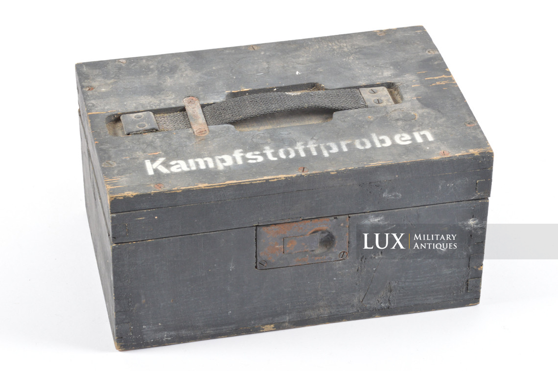 German chemical warfare test equipment box, « Kampfstoffproben » - photo 10