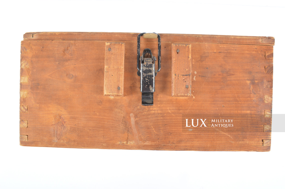 Caisse allemande fin de guerre de 900 cartouches 7,92mm, « Patronenkasten 900 » - photo 9