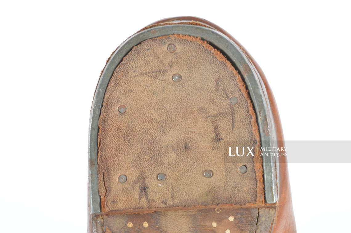 Late-war German low ankle combat boots, « RBNr / Solidus » - photo 45