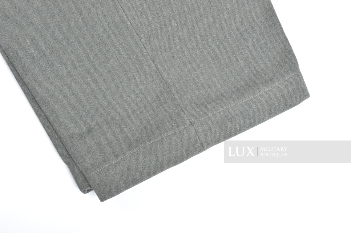 Unissued Heer / Waffen-SS M44 combat trousers, « gabardine » - photo 9