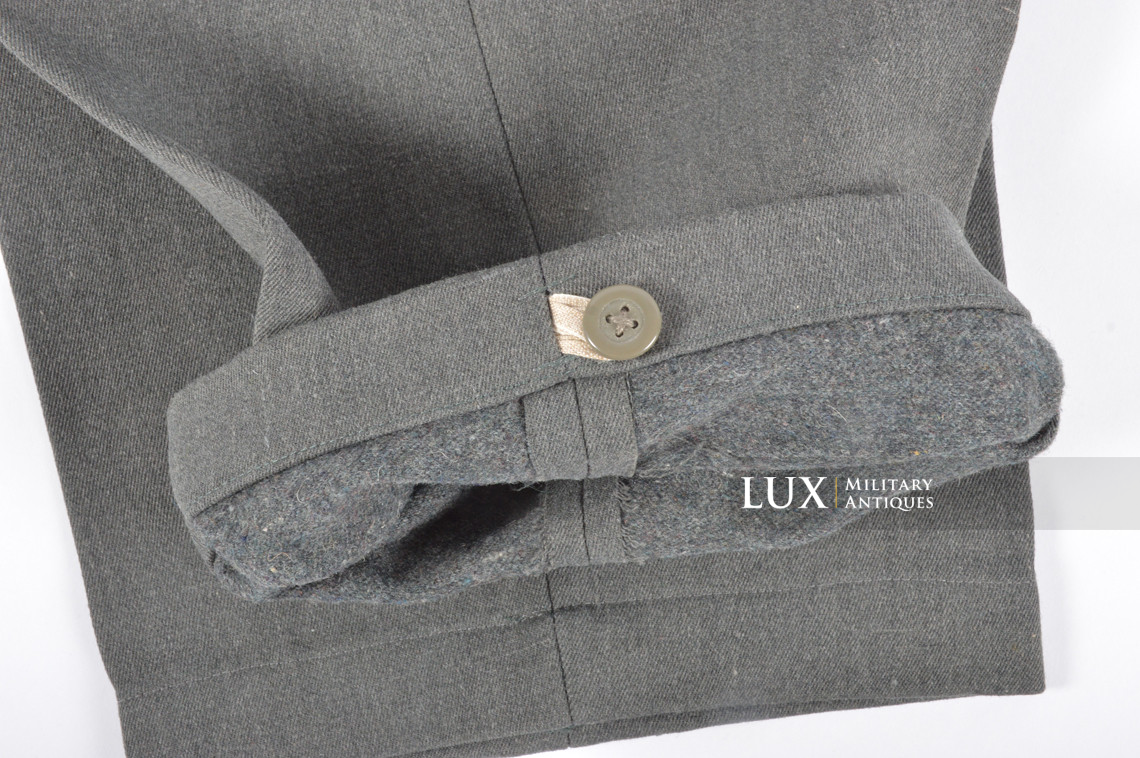 Unissued Heer / Waffen-SS M44 combat trousers, « gabardine » - photo 10