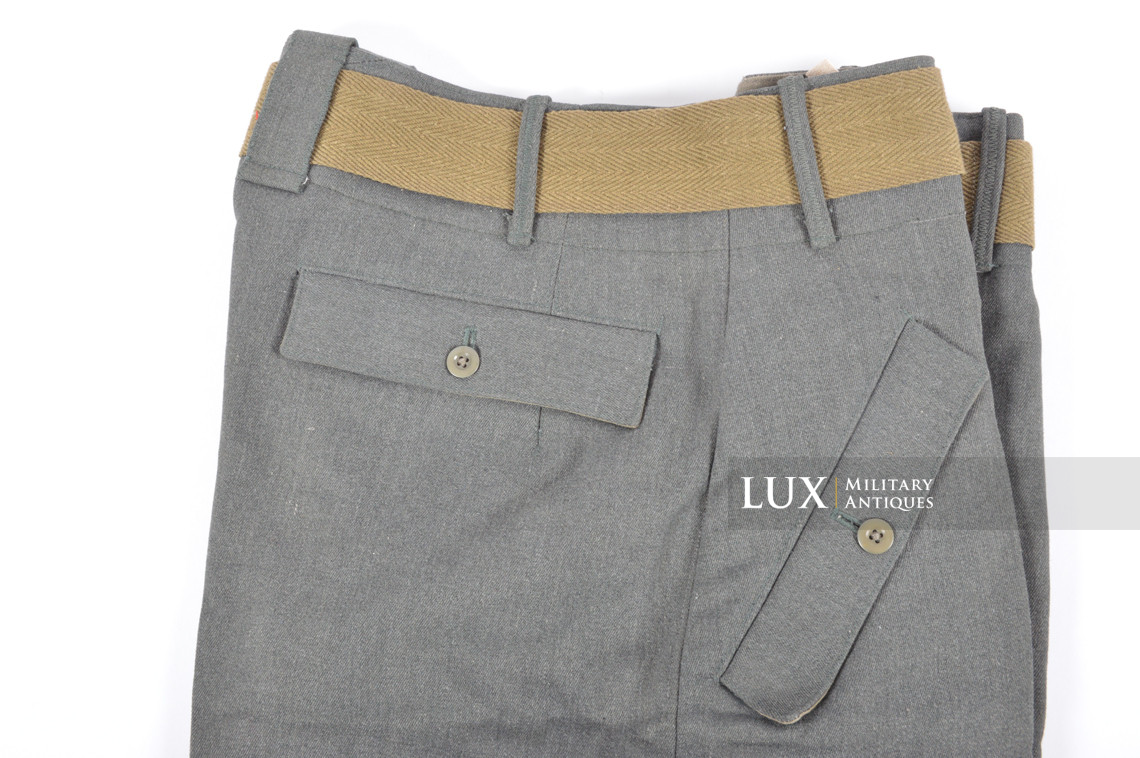 Unissued Heer / Waffen-SS M44 combat trousers, « gabardine » - photo 12
