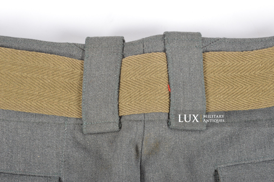 Unissued Heer / Waffen-SS M44 combat trousers, « gabardine » - photo 23