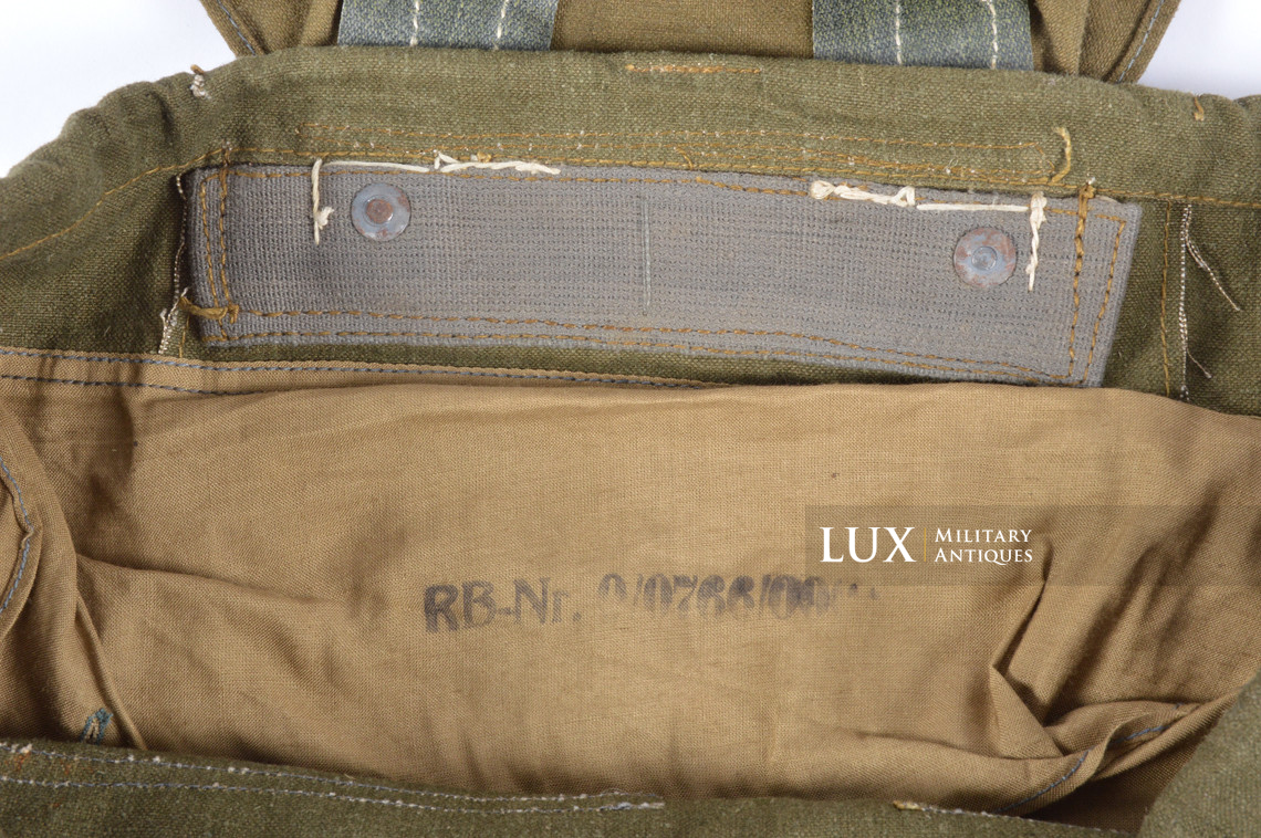 Unissued German late-war combat backpack, « RB-Nr. 0/0766/0004 » - photo 16