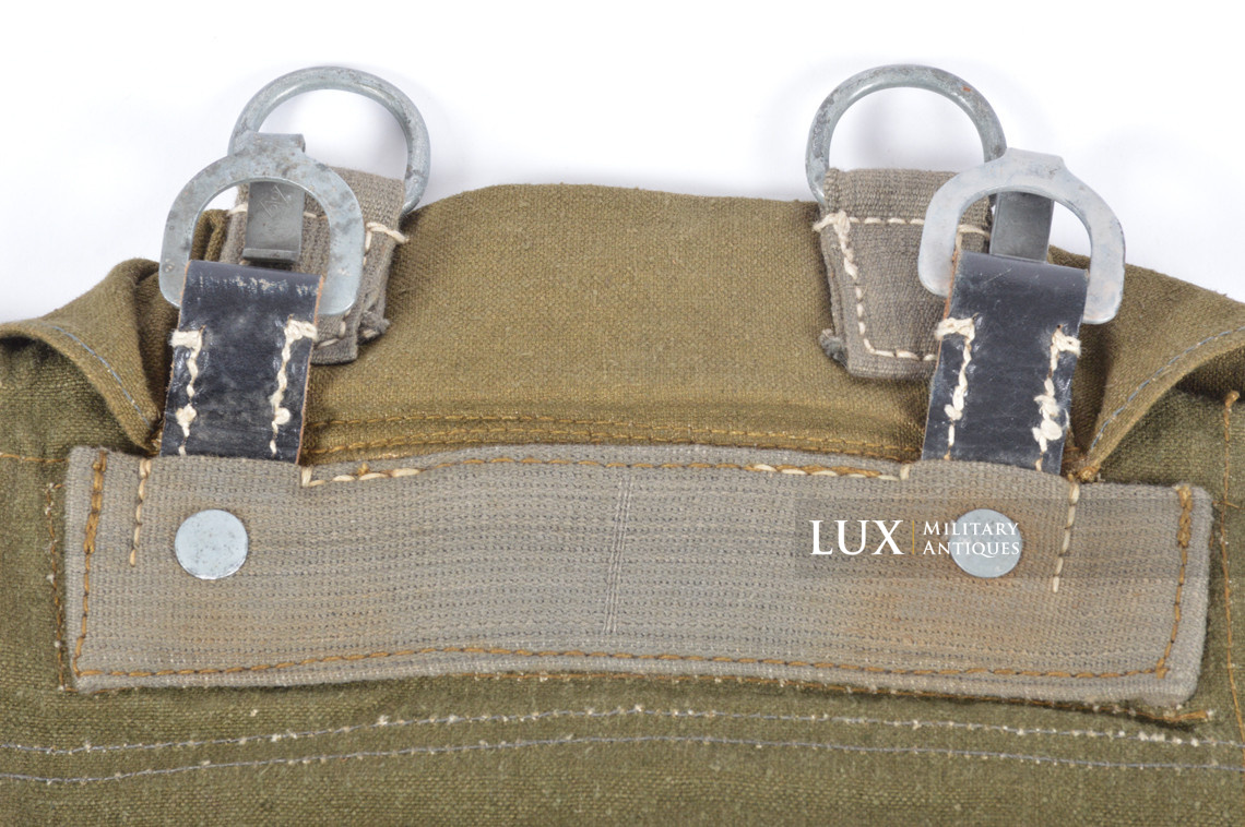 Unissued German late-war combat backpack, « RB-Nr. 0/0766/0004 » - photo 18