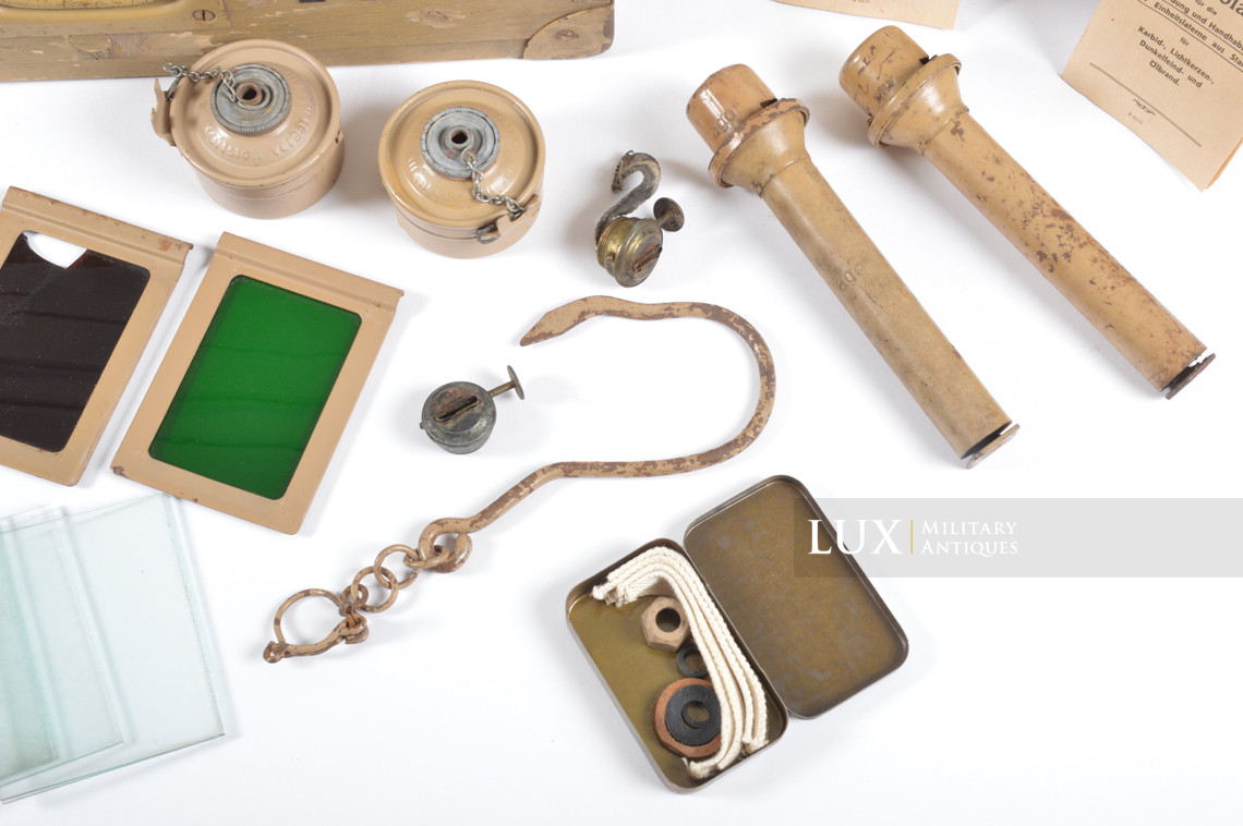 Late-war German issued field lantern storage case set, « Einheitslaterne 42 » - photo 23