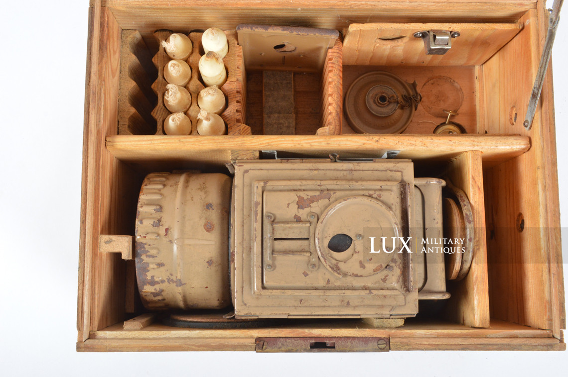 German issued field lantern storage case set, « Einheitslaterne 42 » - photo 16
