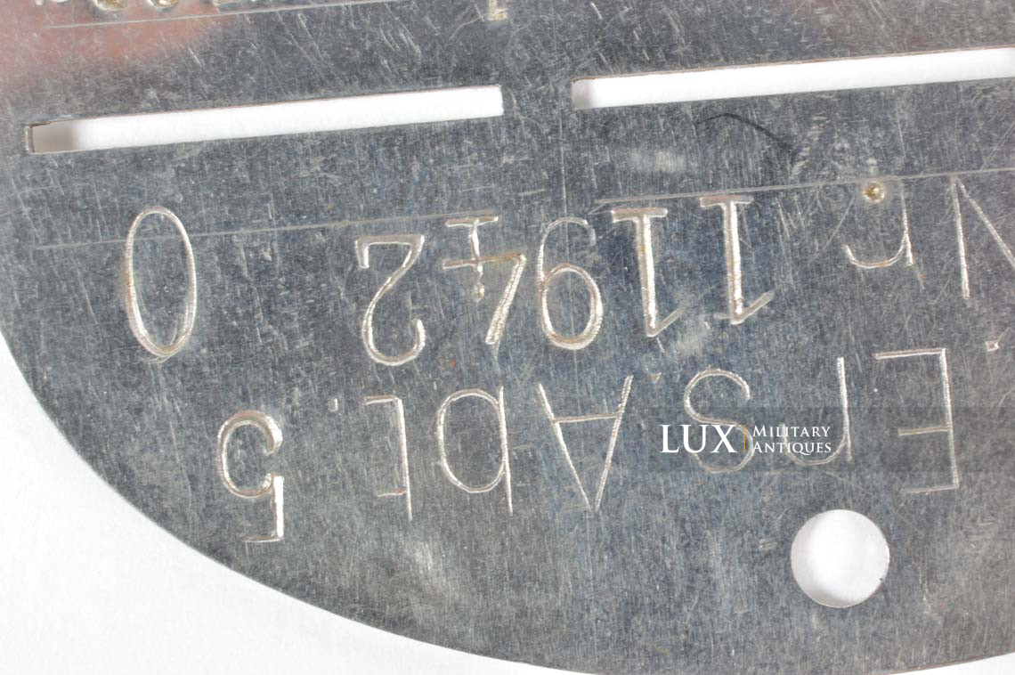 Coins de col de blouson Panzer Heer et plaque d’identité, « Pz. Ers. Abt.5 » - photo 16