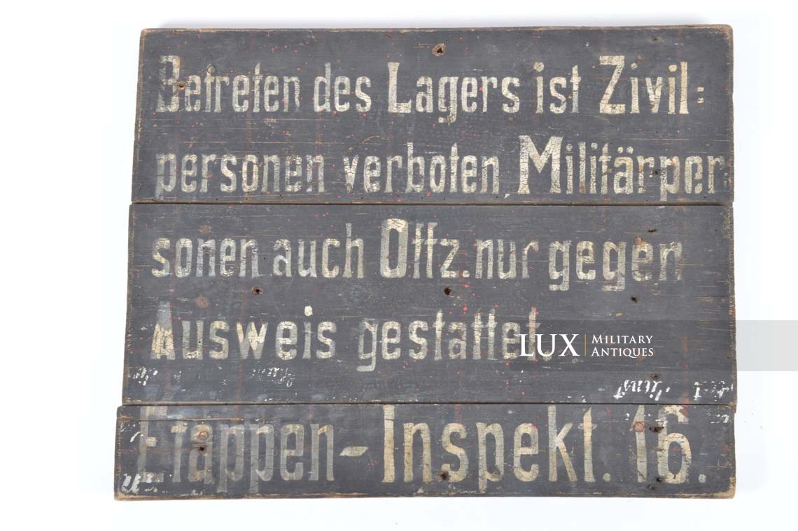 Panneau allemand d’avertissement pour l’accès à un camp - photo 4