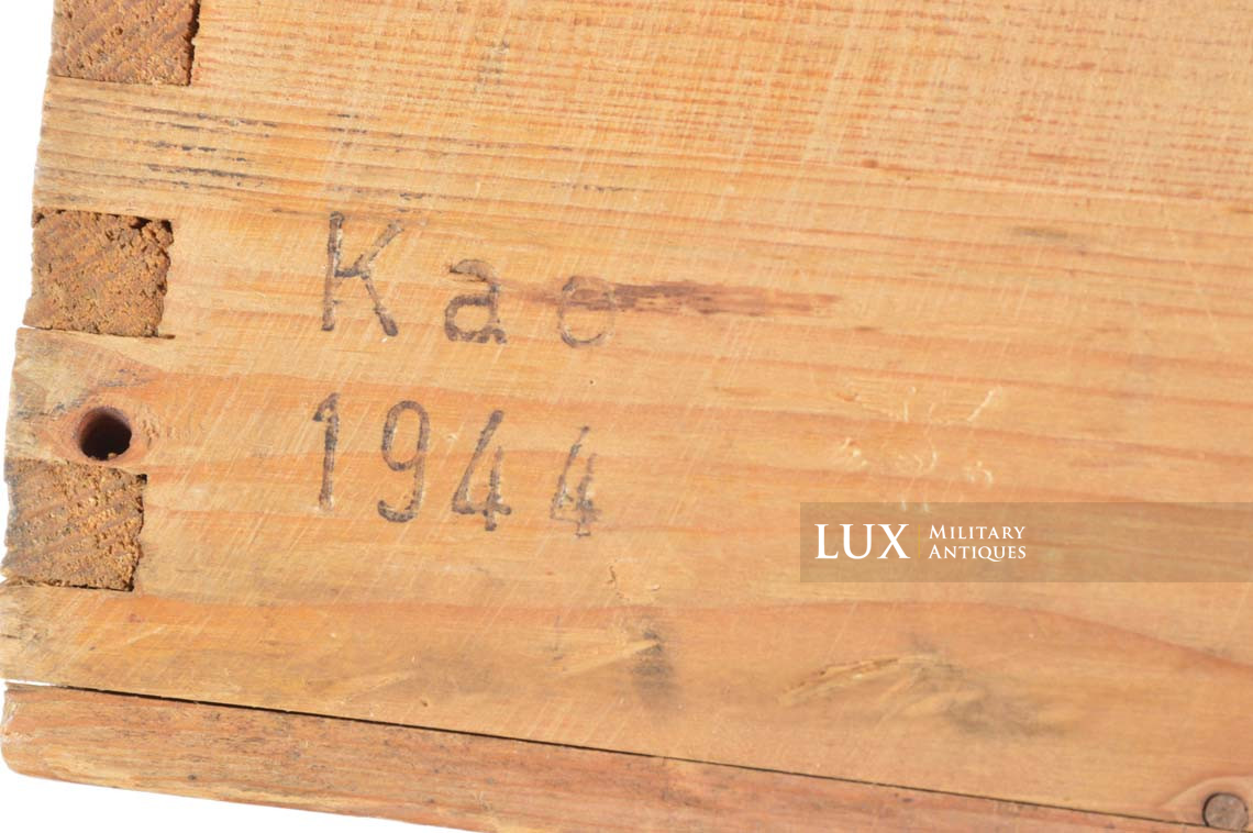 Caisse allemande fin de guerre de 900 cartouches 7.92mm, « Patronenkasten 900 » - photo 12