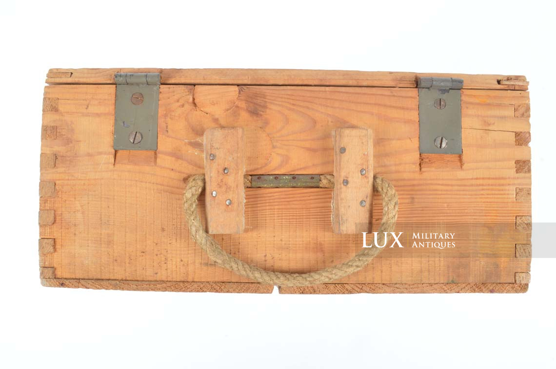 Late-war German wooden ammunition case for k98 / MP44, « Patronenkasten 900 » - photo 15