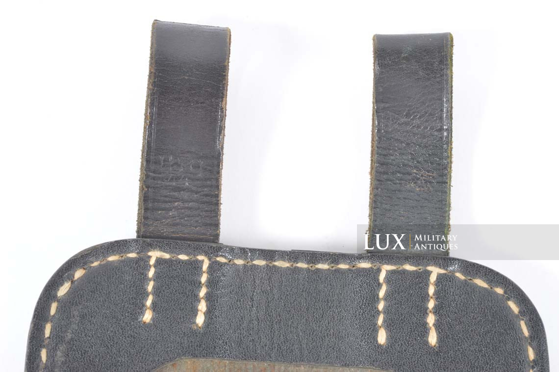 Porte pelle allemand en carton pressé noir, « jhg44 » - photo 7