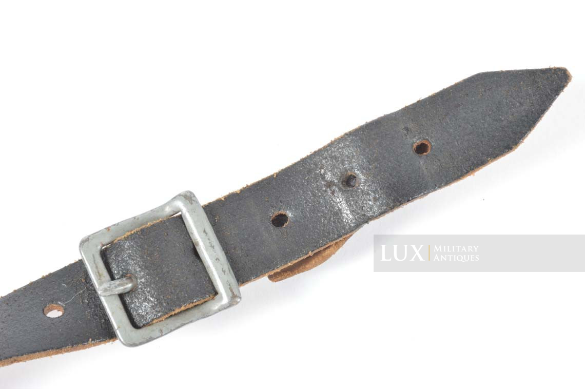 Jugulaire de casque allemand, « G. SCHIELE LOBURG 1942 » - photo 7