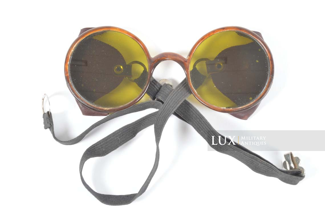German tropical issued sunglasses boxed - Lux Military Antiques - photo 9