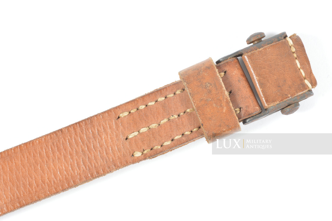 Unissued late-war German MP38/40 natural brown leather sling, « fsx43 » - photo 8