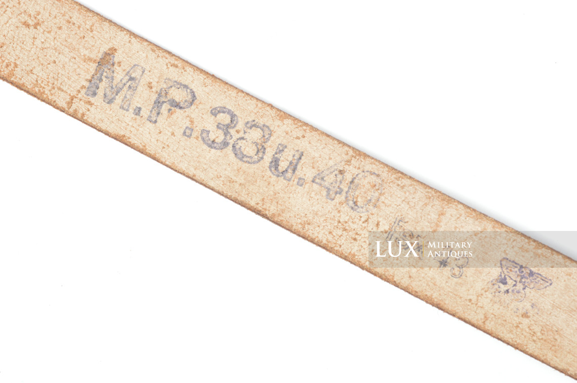 Unissued late-war German MP38/40 natural brown leather sling, « fsx43 » - photo 11
