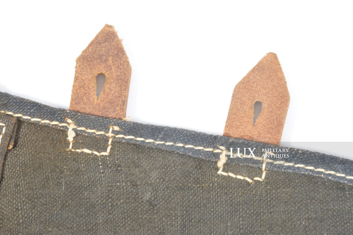 Unissued mid-war German k98 blue canvas receiver cover, « jgh1942 » - photo 15