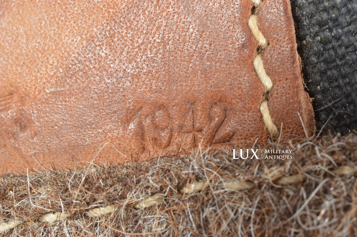 Unissued mid-war German k98 blue canvas receiver cover, « jgh1942 » - photo 21