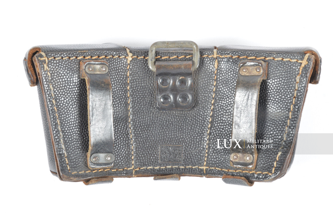 Matching pair of late war k98 ammunition pouches, « kvz 1944 » - photo 15