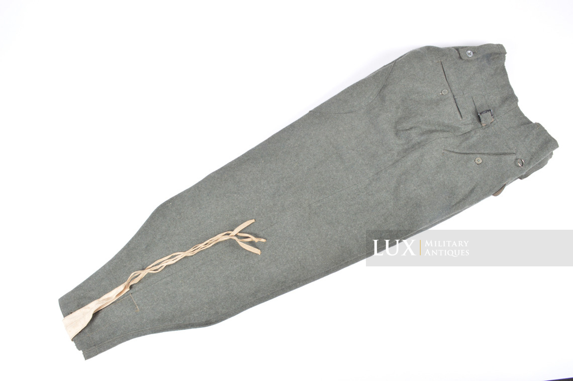Unissued Heer / Waffen-SS M43 combat service trousers, « Keilhose » - photo 9
