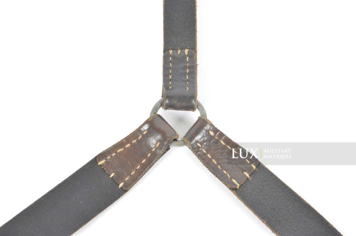 Late war German Heer / Luftwaffe light Y-straps, « 1943 » - photo 10