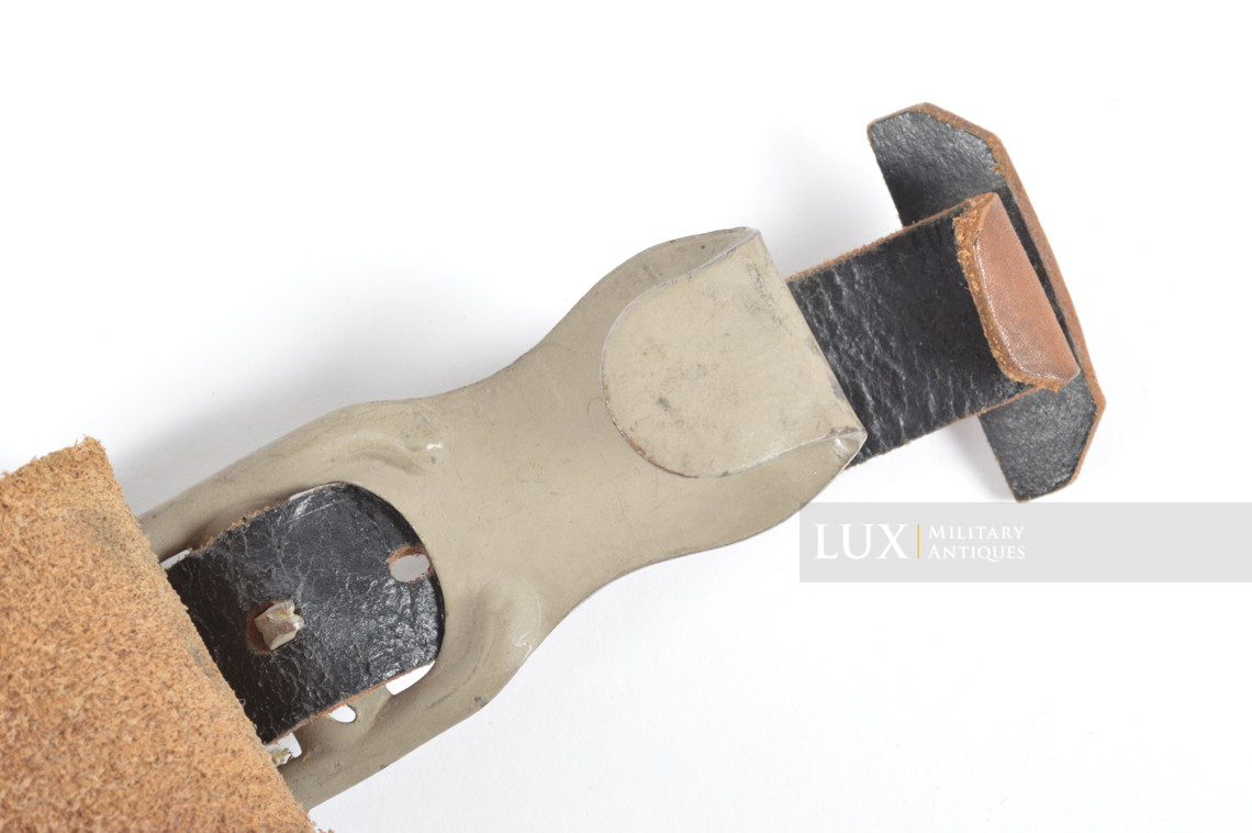 Unissued Late war German Heer / Luftwaffe light Y-straps, « 1943 » - photo 11