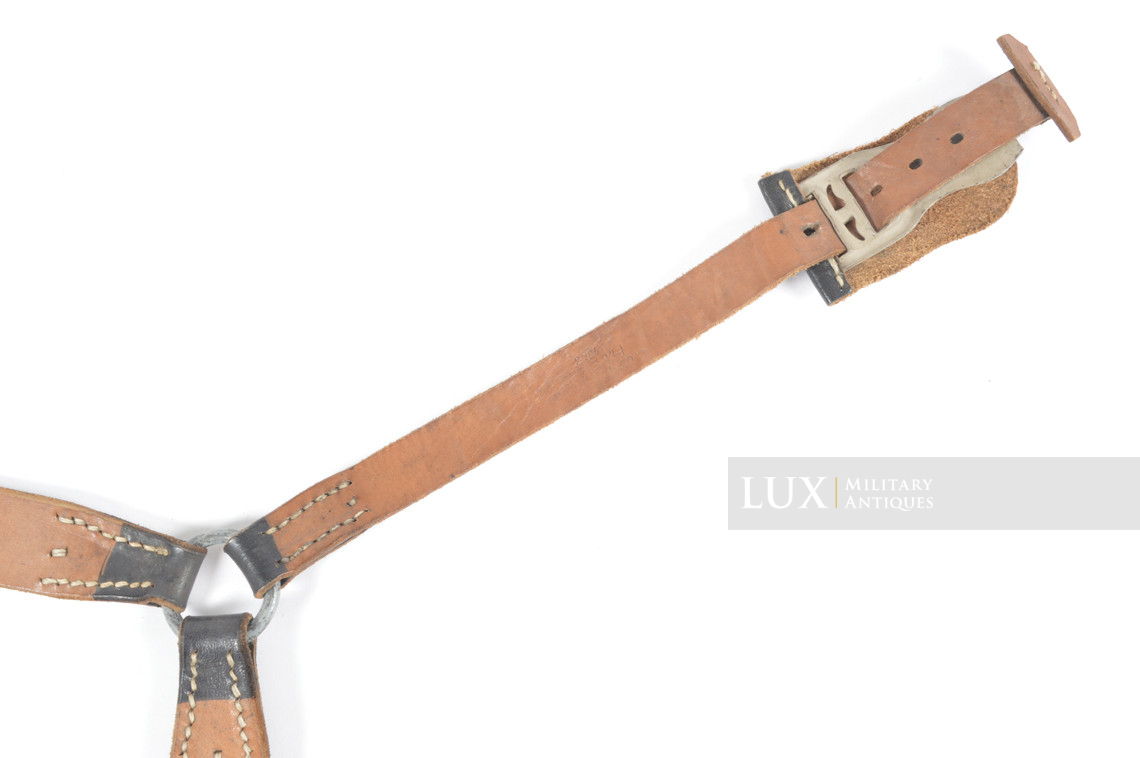 Unissued Late war German Heer / Luftwaffe light Y-straps, « 1943 » - photo 15