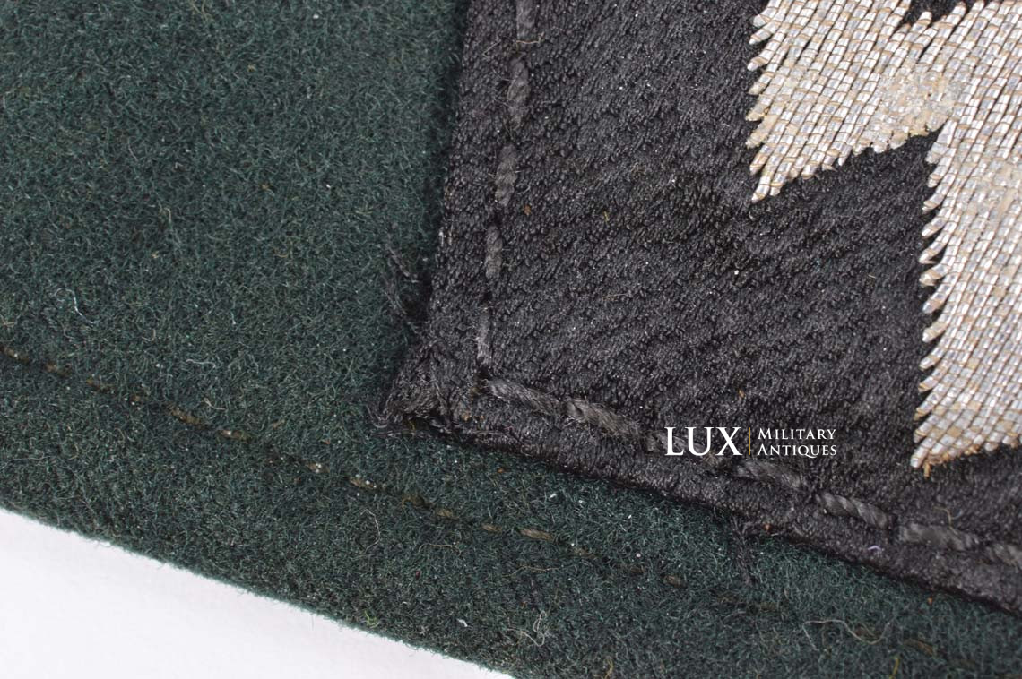 Waffen-SS officers flatwire collar tab cut off, « GI's Souvenir » - photo 7