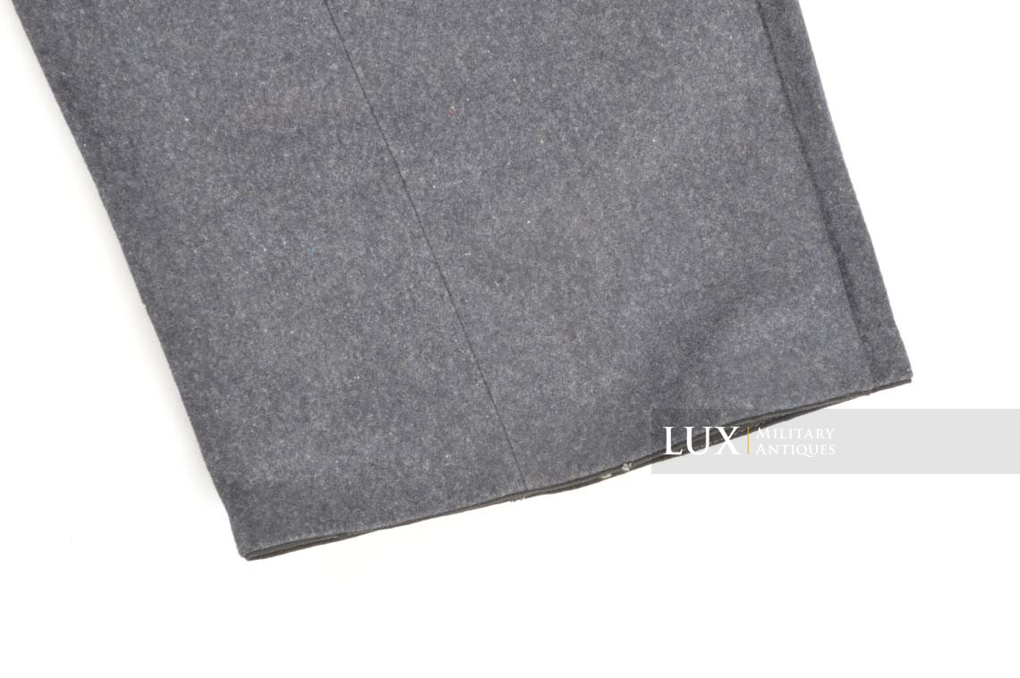 Pantalon M40 Luftwaffe fin de guerre, état neuf, « 1941 » - photo 10