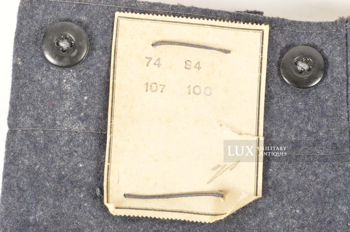 Pantalon M40 Luftwaffe fin de guerre, état neuf, « 1941 » - photo 9