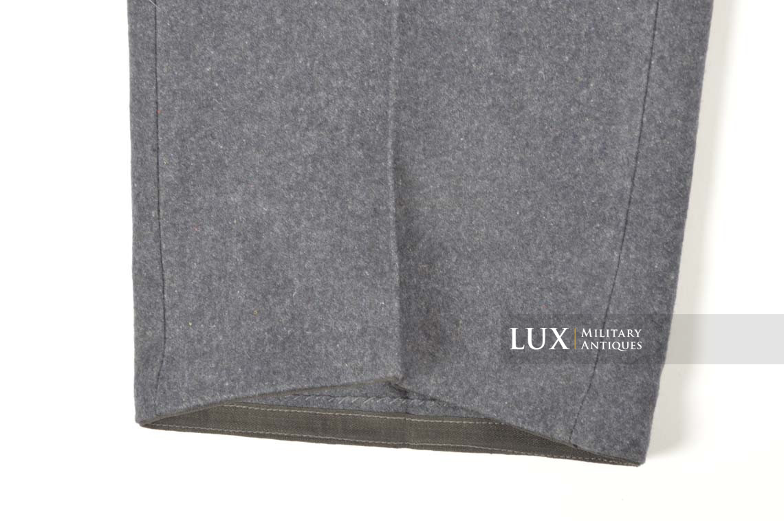 Pantalon M40 Luftwaffe fin de guerre, état neuf, « 1941 » - photo 18
