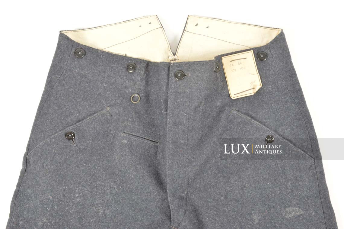 Unissued Luftwaffe M40 combat trousers, « 1941 » - photo 17