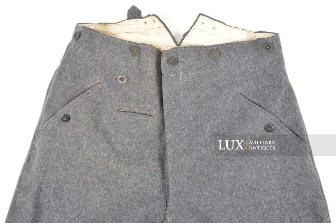 Unissued Luftwaffe M40 combat trousers, « RBNr » - photo 16