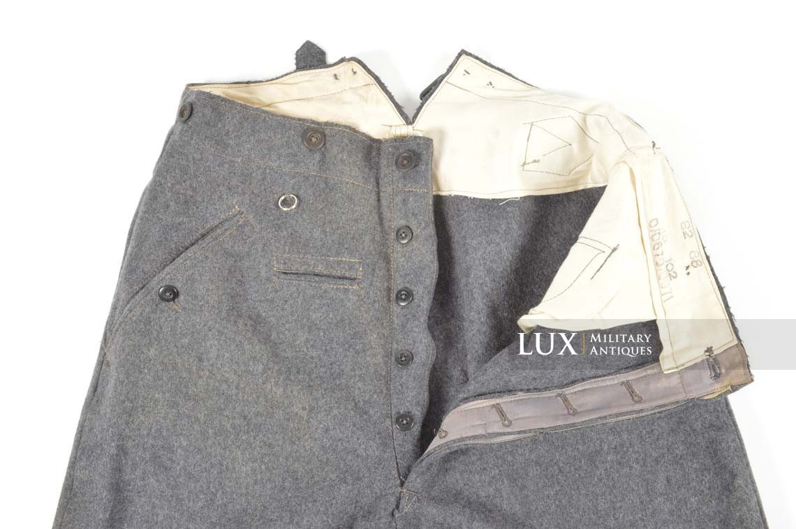 Unissued Luftwaffe M40 combat trousers, « RBNr » - photo 19