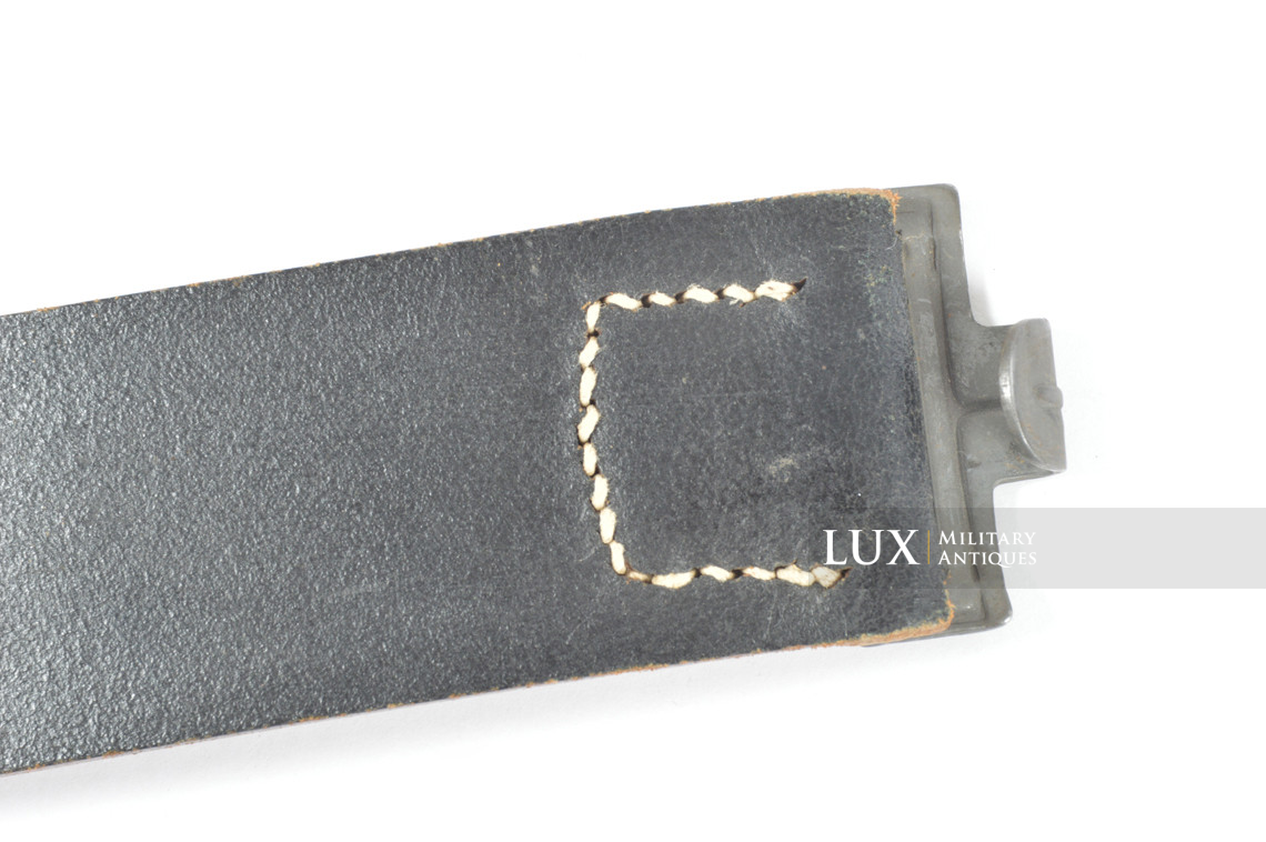 Unissued German late-war leather belt, « RBNr - 1943 » - photo 7
