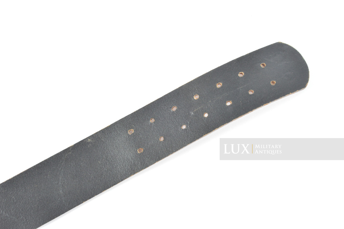 Unissued German late-war leather belt, « RBNr - 1943 » - photo 9