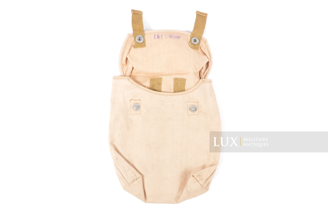 German tropical anti-gas cape pouch in tan rubberized material - photo 8