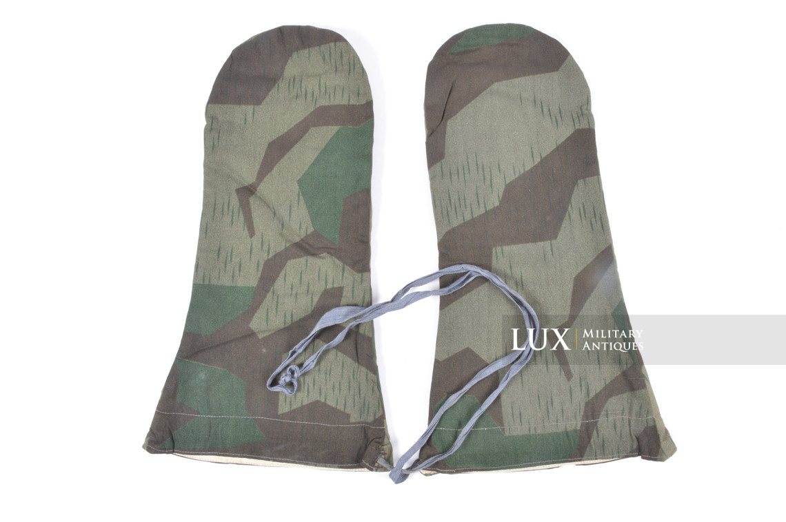 Unissued German Heer / Luftwaffe splinter pattern reversible to white winter camouflage gloves, « RBNr  » - photo 4